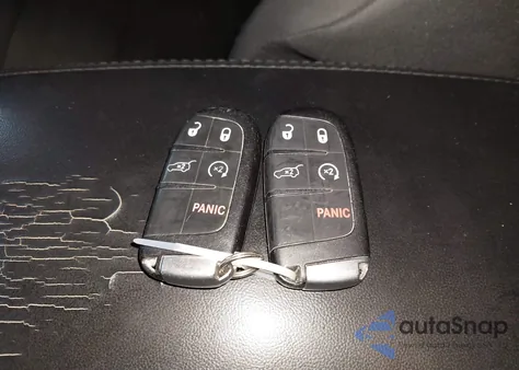 2014 Jeep Grand Cherokee Laredo from USA, damaged, VIN 1C4RJFAG2EC109620